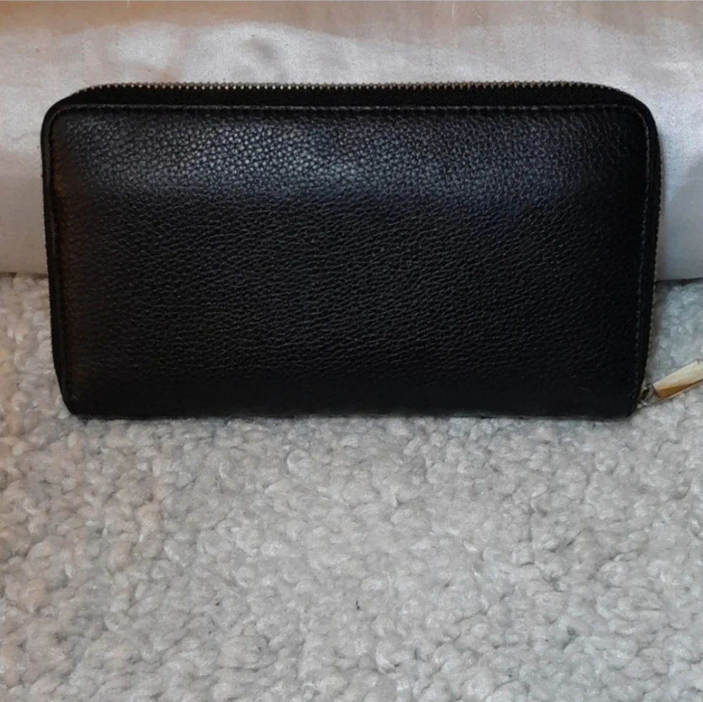 TORY BURCH Black Leather Zip Around Wallet LANDON CONTINENTAL - Picture 10 of 12
